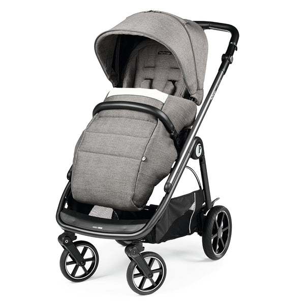 B and m outlet pushchair