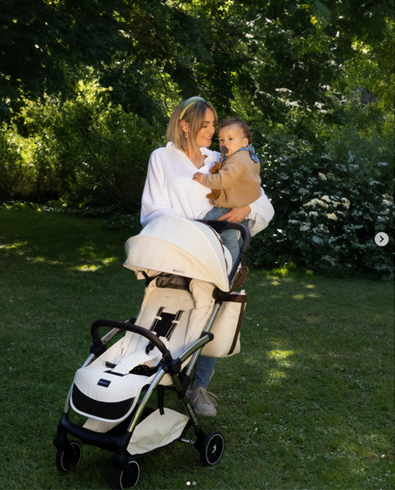 Best Lightweight Strollers for Travel in 2024